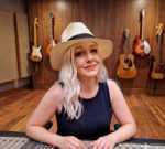 Cathy Young regresa con la canción más personal de su vida