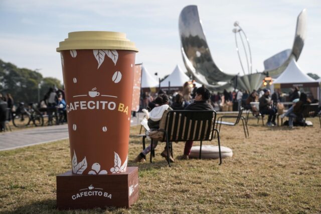 Cafe-libros-y-milanesas-las-propuestas-imperdibles-del-fin-de-semana