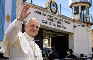 El papa León XIV visitará la cárcel de Devoto