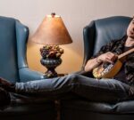 El cantautor Stephen Ingram lanza «Sour Candy» presenta primer sencillo de su próximo álbum «Silly Things»