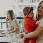 Una radiografía de cómo cambió la maternidad y la vida familiar en la Argentina